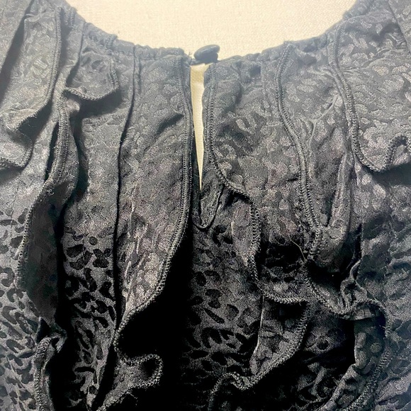 Hothouse silk tank! - Picture 2 of 3